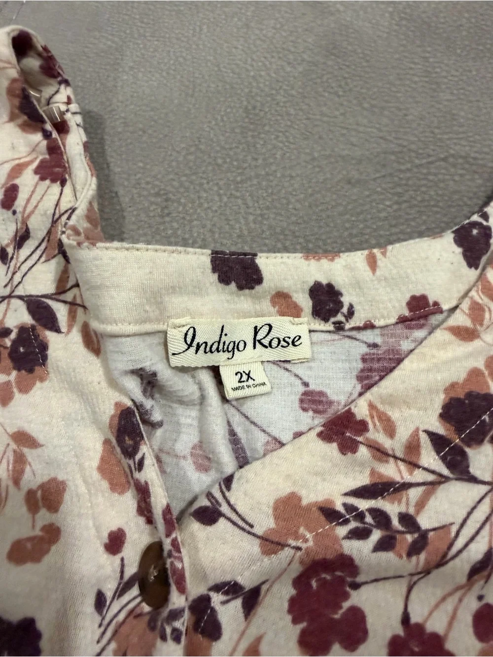 Indigo Floral Button-Front Peplum Top - Cream & Mauve